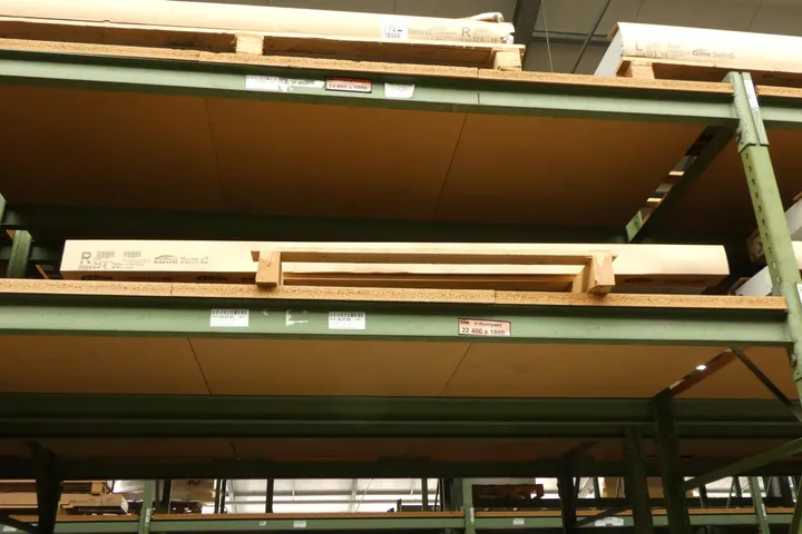 Kermi - Heizk. Therm X2 Profil-V Typ 22, BH 400, BL 2000 mm, weiß, AG rechts Umfang: Palette mit Inhalt, Ebene 3